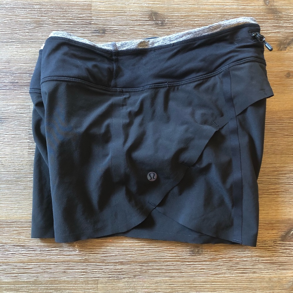 Lululemon short